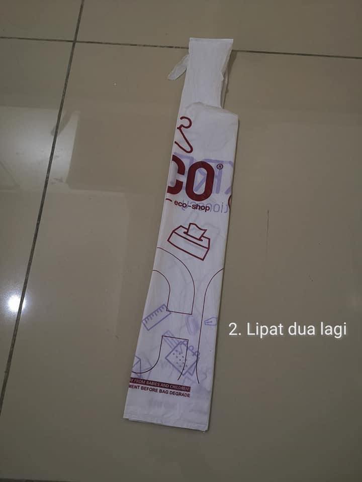 Cara Lipat Beg Plastik Supaya Lebih Kemas Bila Simpan. Tak Perlu Sumbat, Tak Serabut Mata