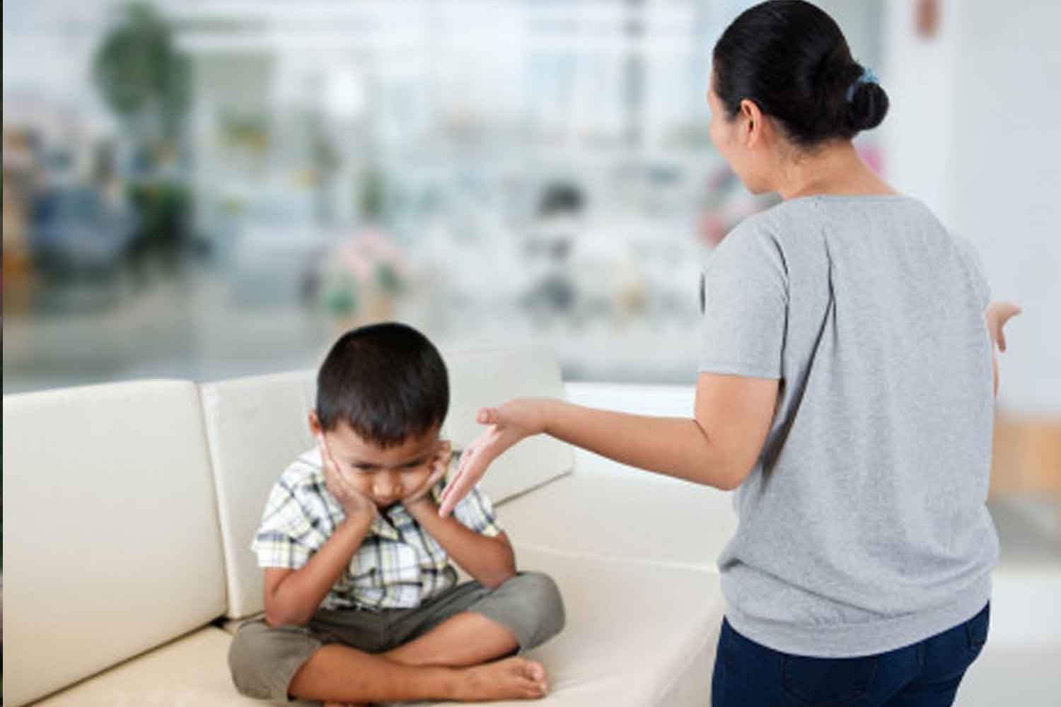 15 kesalahan semasa ajar anak yang ramai tak tahu, jangan menyesal bila dia dah besar