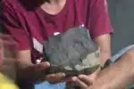 Lelaki ini menyesal jual batu meteor dengan harga RM57k, nilai sebenar batu tersebut RM7.6 juta