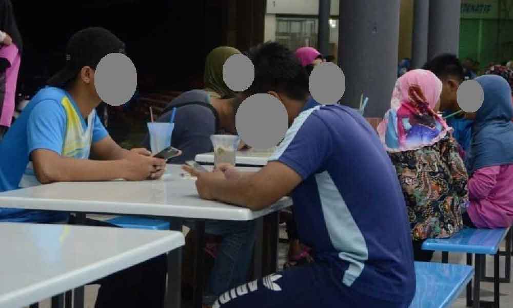 Taktik tumpang letak air di meja rupanya cubaan pukau, wanita kongsi pengalaman di pukau di R&R